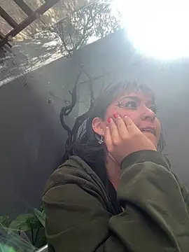 Criistalbloom's cam snapshot