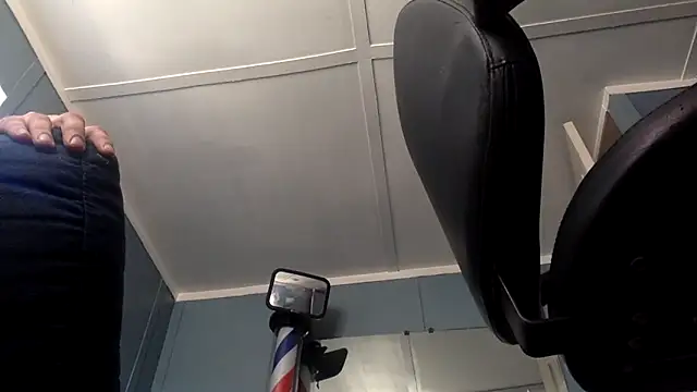 sexyhotstud12 live sex cam