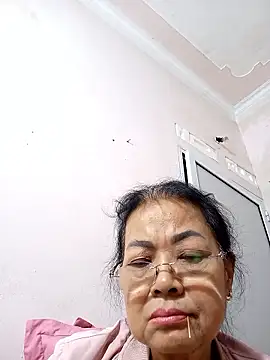 Hotestlove live sex cam