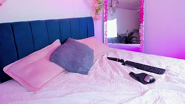 eimi_rosse18 live sex cam