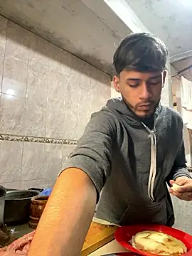 Rouuus12 live sex cam