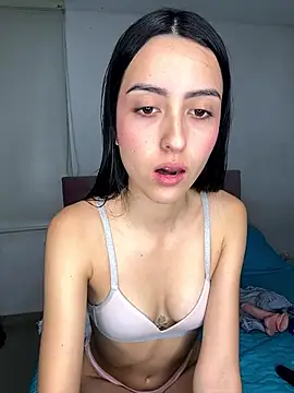 Vanessa_17's cam snapshot