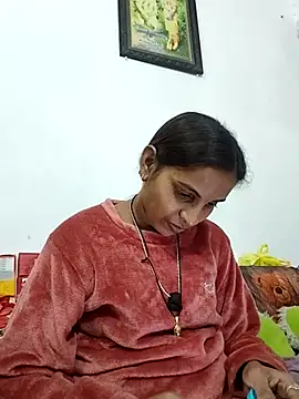 Hotty-Nidhi's cam snapshot