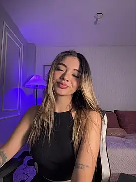 HoneyMollyX live sex cam