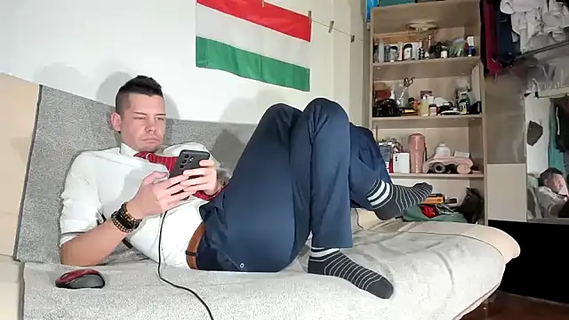 viraglaci18@xh live sex cam