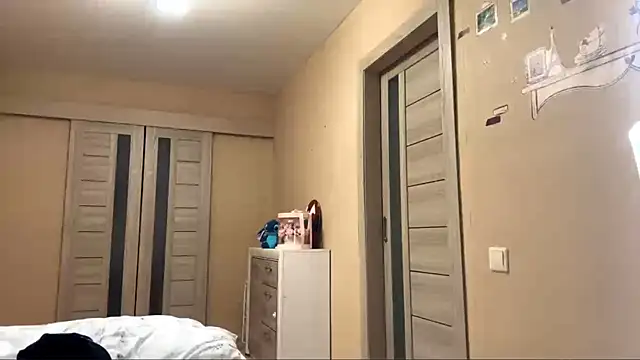 ElsieKuhlmann's cam snapshot