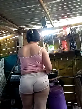 Luciana_37's cam snapshot