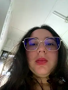 LunaGil1 live sex cam