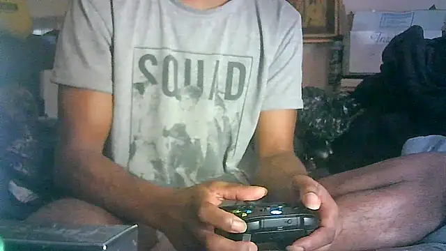 ON3YOULLN3VER_FIR3's cam snapshot