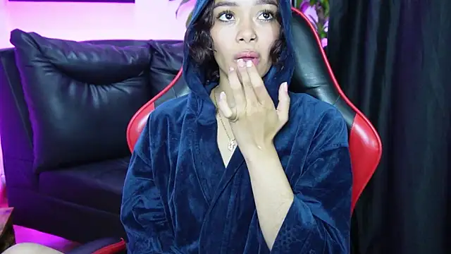 sara_sharma_ live sex cam