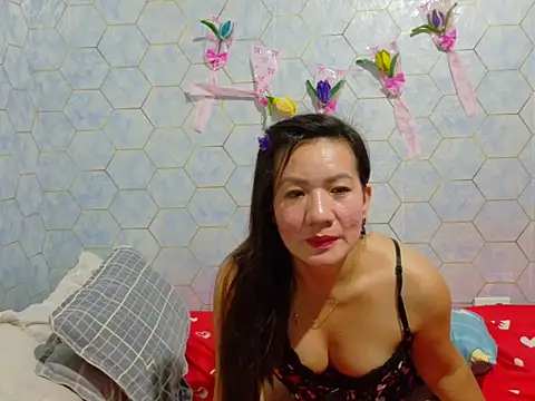 cherrymoves's cam snapshot