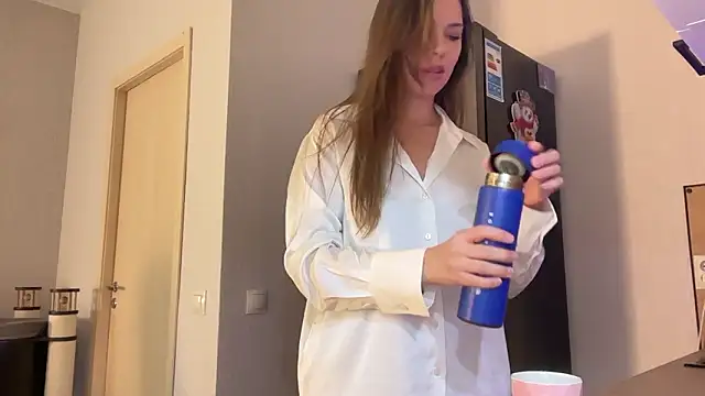 Victoria1Love's cam snapshot