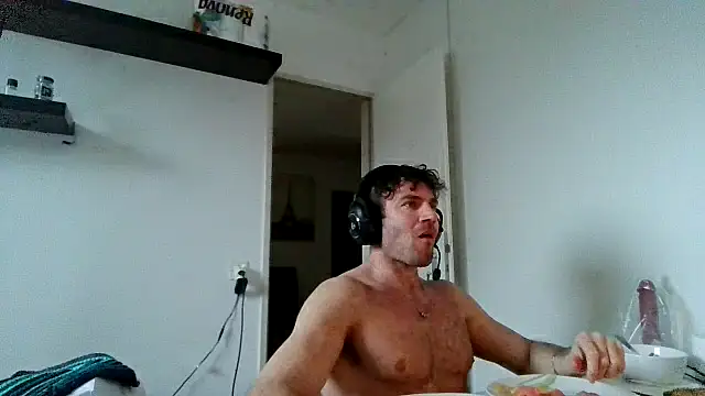 alpha-hunk's cam snapshot