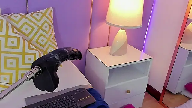 SophyRuiz_'s cam snapshot