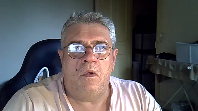 _hippo_'s cam snapshot