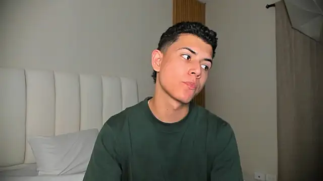 FireGuy_99 live sex cam