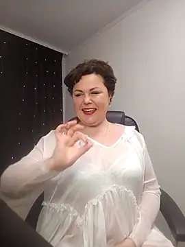 EllaLove2277's cam snapshot