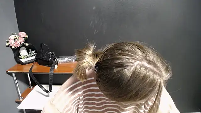 Sunny_siren's cam snapshot