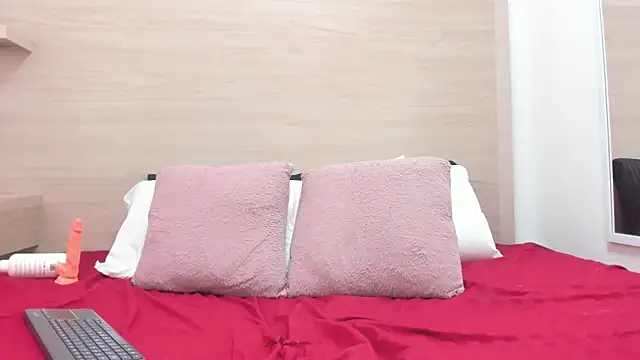 mia_luxx1's cam snapshot