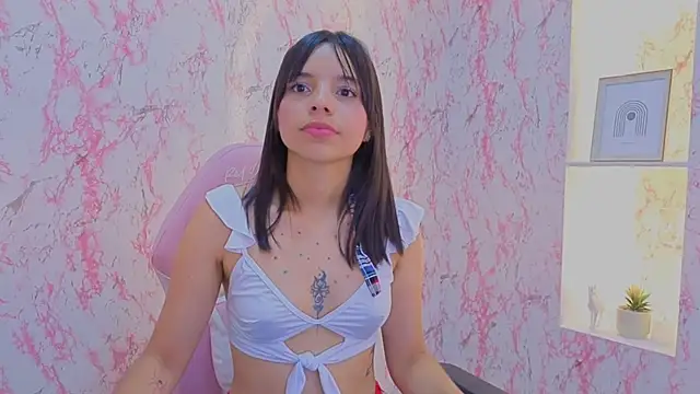 IssaSkinny's cam snapshot