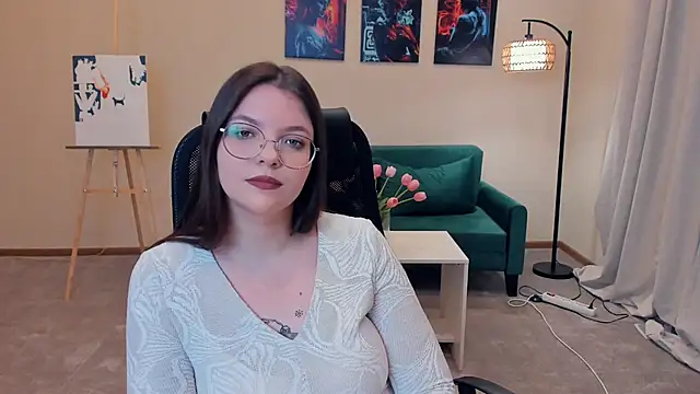 LunaLarose's cam snapshot