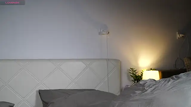 KaeliaScorch live sex cam