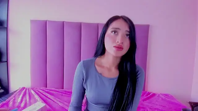 violet_myerrs's cam snapshot