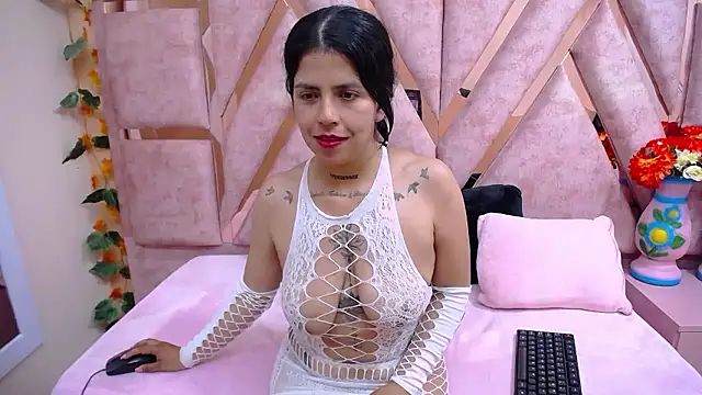 CataleyaLars20's cam snapshot