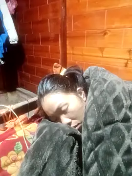 Amiluli's cam snapshot