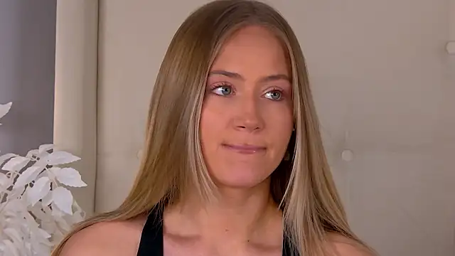 ur_wet_dreams live sex cam