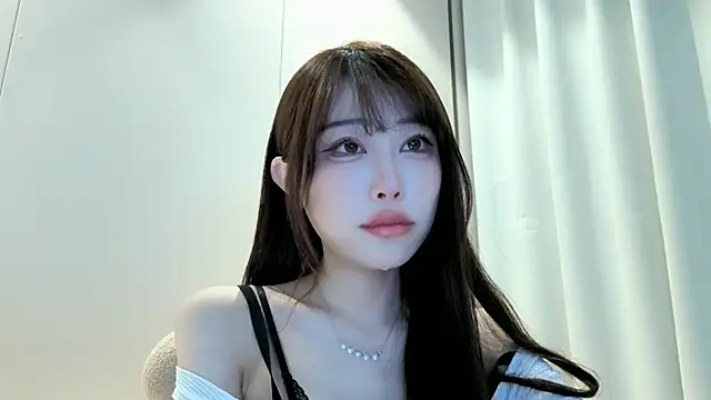 Uizzzqvq3's cam snapshot