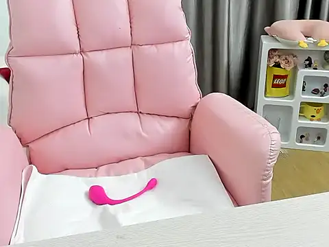 KiKi-Queen's cam snapshot