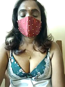 Queen-dhivya's cam snapshot