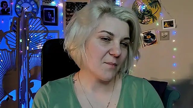 EvaEvals's cam snapshot