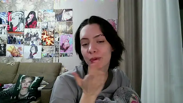 LxayBloom's cam snapshot