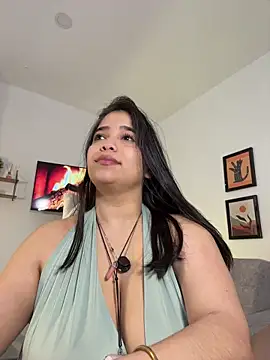 tati_reyess's cam snapshot