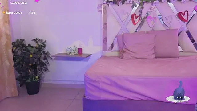 ZURY_TAY's cam snapshot