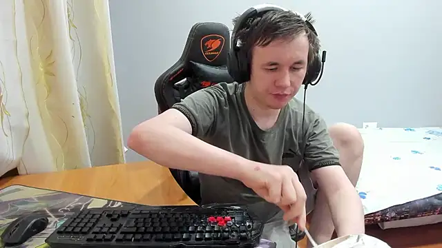 iliaskrislove's cam snapshot