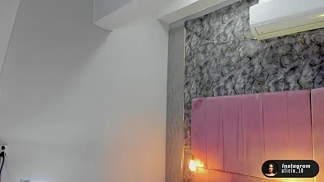 aliccecooper's cam snapshot