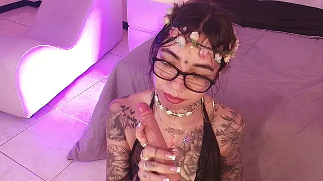 ViolettaAlemida's cam snapshot