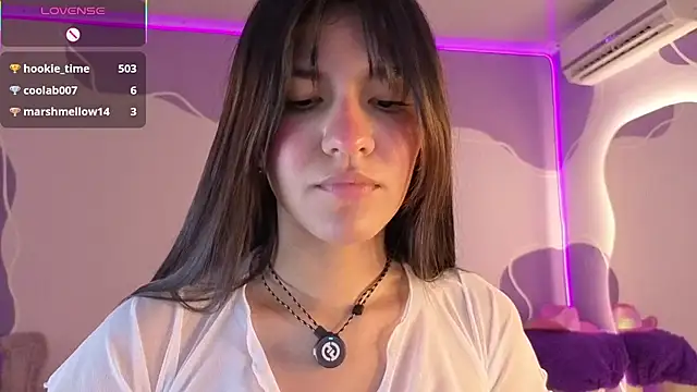 auroracute02's cam snapshot