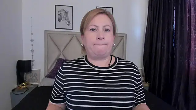 MonyCassius's cam snapshot