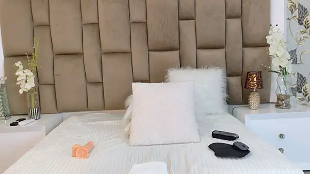 LizaMintelli's cam snapshot