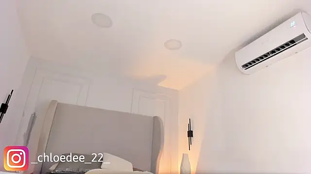 chloe_d's cam snapshot