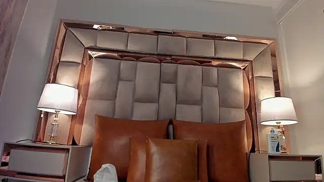 ValentinaBreats's cam snapshot