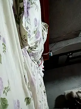 Bear_bear0's cam snapshot