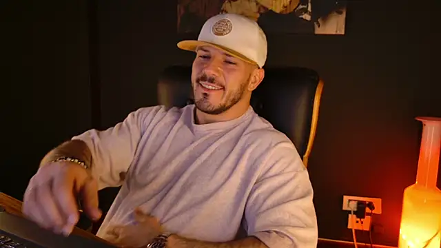 AngeloEric live sex cam