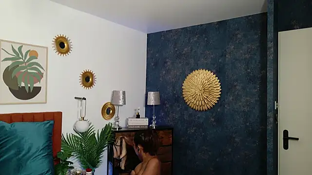 ShanialaFrancaise live sex cam