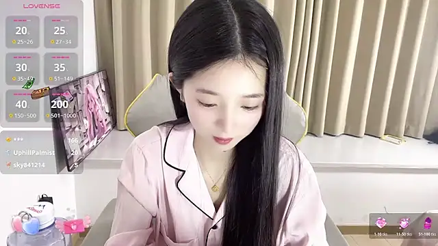 OiOi-666 live sex cam