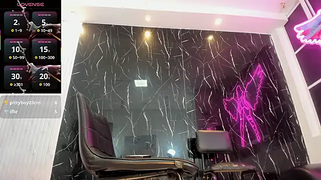 Nini_Beyker's cam snapshot